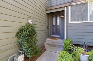 8667 Mariners Dr #32, Stockton, CA 95219