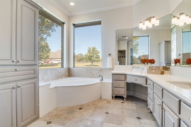 215 Harvest Ridge Drive, Mclendon Chisholm, TX 75032