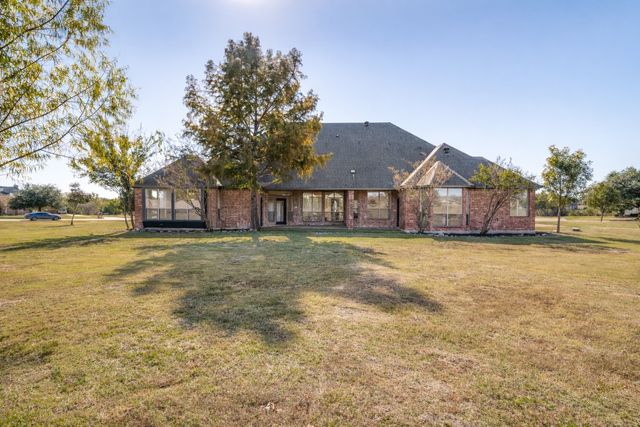 215 Harvest Ridge Drive, Mclendon Chisholm, TX 75032