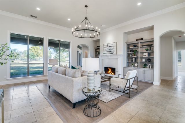 215 Harvest Ridge Drive, Mclendon Chisholm, TX 75032