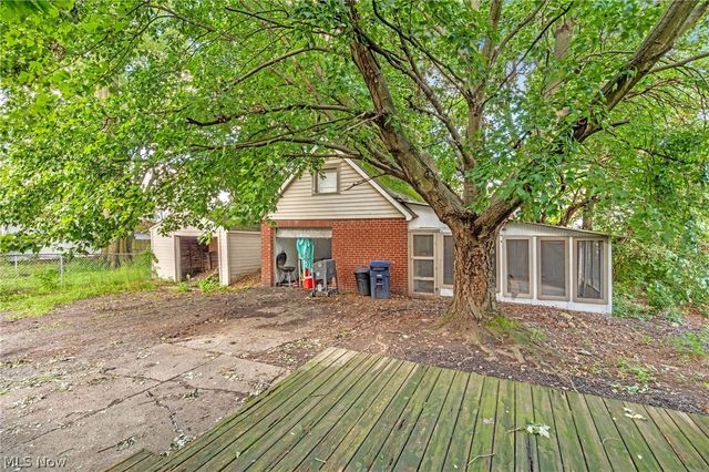 1228 Beardsley Street, Akron, OH 44301