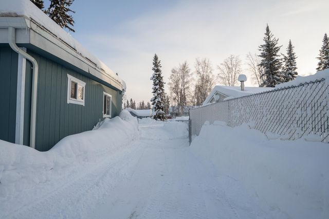 420 EUREKA AVENUE, Fairbanks, AK 99701