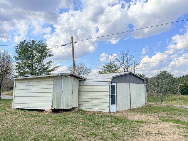 110 Old Bronston School Road, Bronston, KY 42518