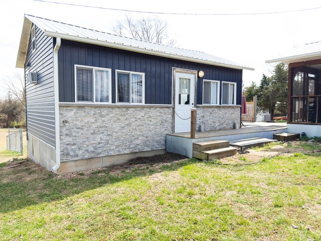 110 Old Bronston School Road, Bronston, KY 42518