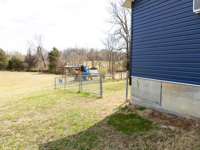 110 Old Bronston School Road, Bronston, KY 42518