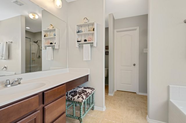 1912 Freedom Lane, Providence Village, TX 76227