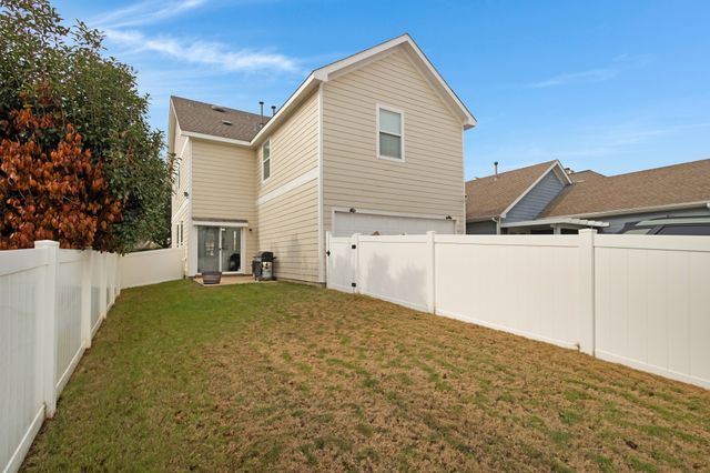 1912 Freedom Lane, Providence Village, TX 76227