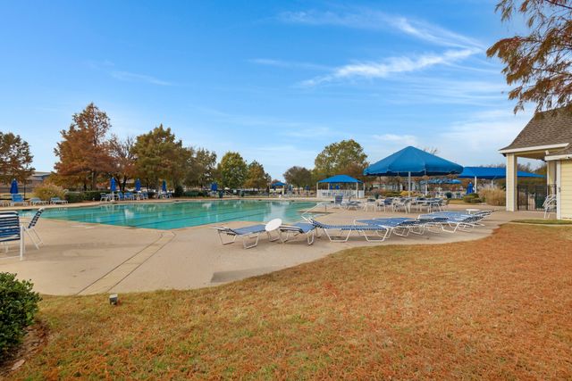 1912 Freedom Lane, Providence Village, TX 76227