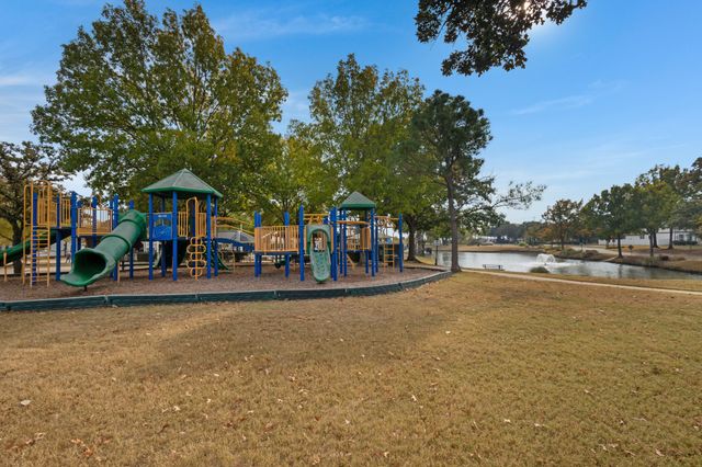 1912 Freedom Lane, Providence Village, TX 76227