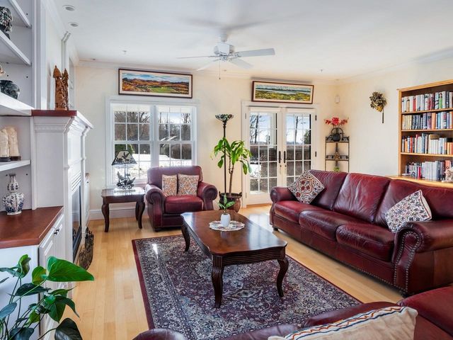 345 Morgan Drive, Shelburne, VT 05482