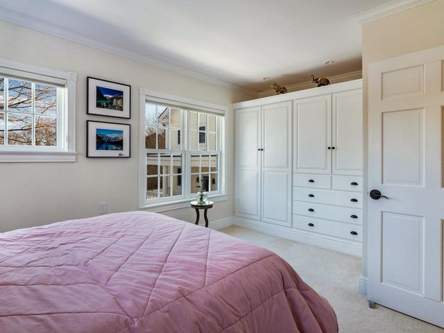 345 Morgan Drive, Shelburne, VT 05482