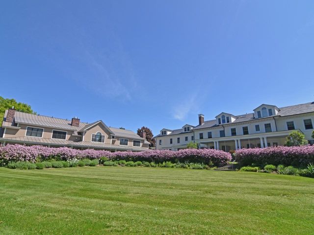 345 Morgan Drive, Shelburne, VT 05482