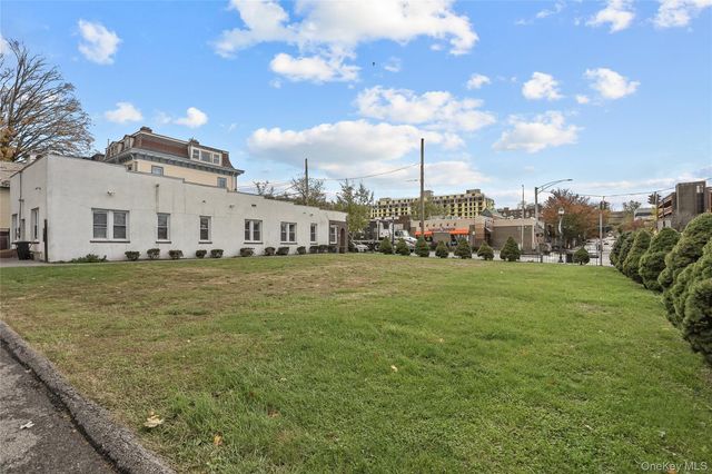 1106 Main Street, Peekskill, NY 10566