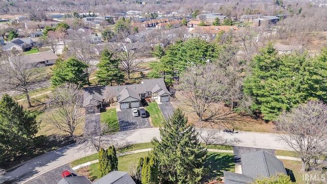 3862 S Laurel Court, Bloomington, IN 47401
