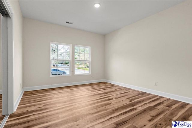 421 Kenwood Avenue, Hartsville, SC 29550