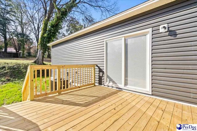 421 Kenwood Avenue, Hartsville, SC 29550