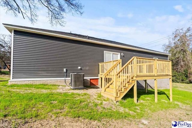 421 Kenwood Avenue, Hartsville, SC 29550