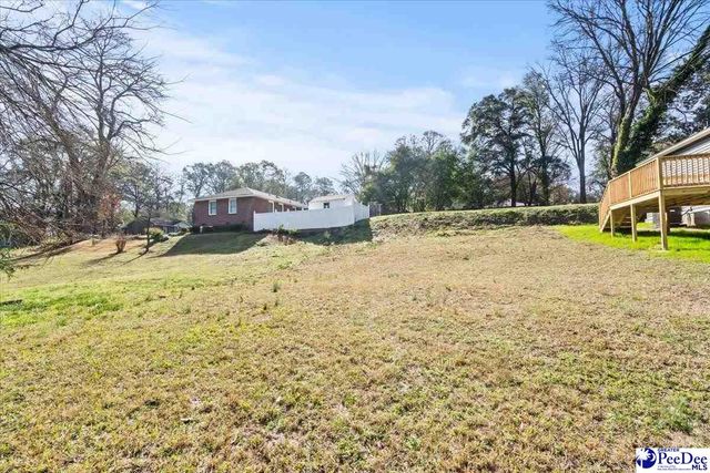 421 Kenwood Avenue, Hartsville, SC 29550