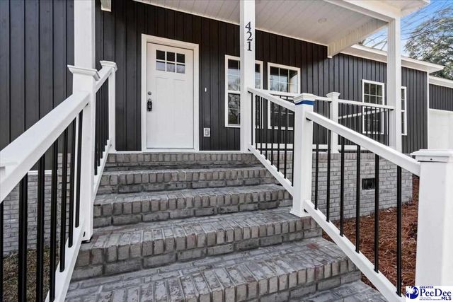 421 Kenwood Avenue, Hartsville, SC 29550