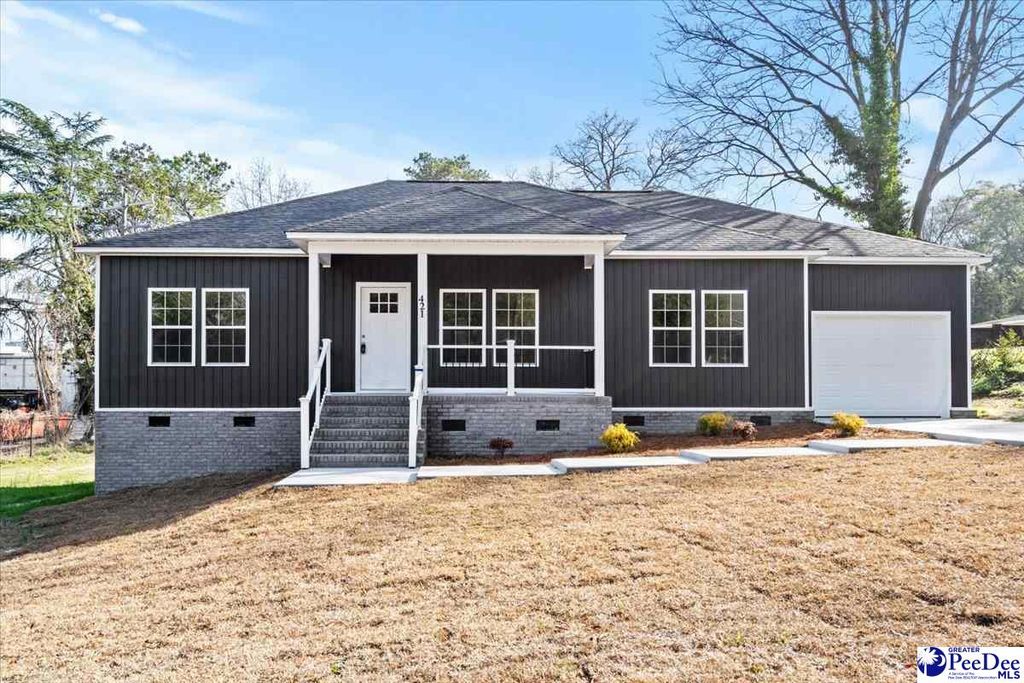 421 Kenwood Avenue, Hartsville, SC 29550