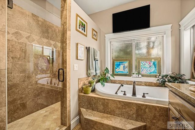 6111 Bay Hill Drive, Idaho Falls, ID 83401