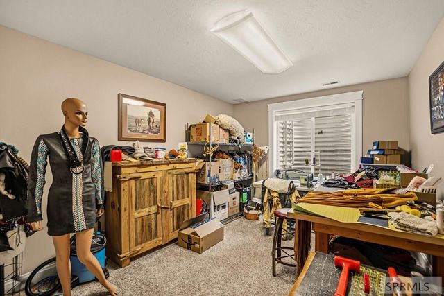 6111 Bay Hill Drive, Idaho Falls, ID 83401