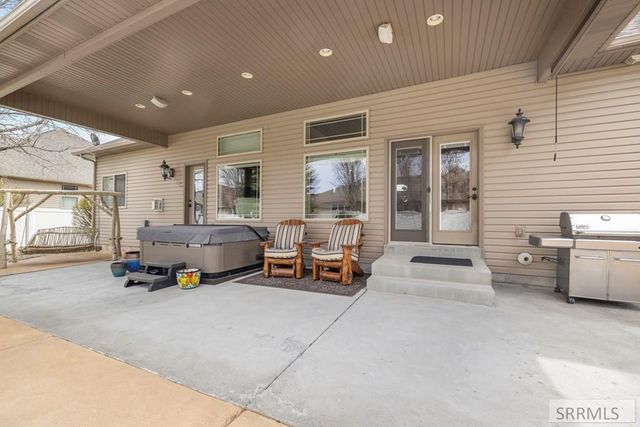 6111 Bay Hill Drive, Idaho Falls, ID 83401