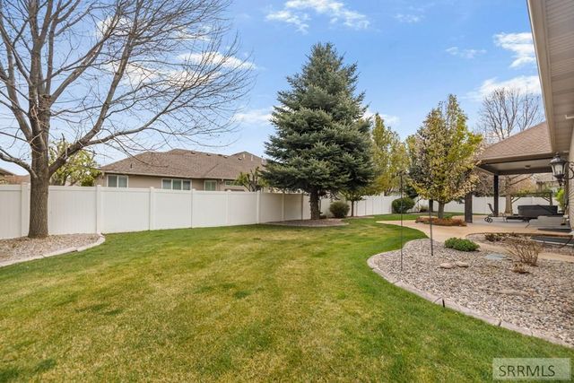 6111 Bay Hill Drive, Idaho Falls, ID 83401