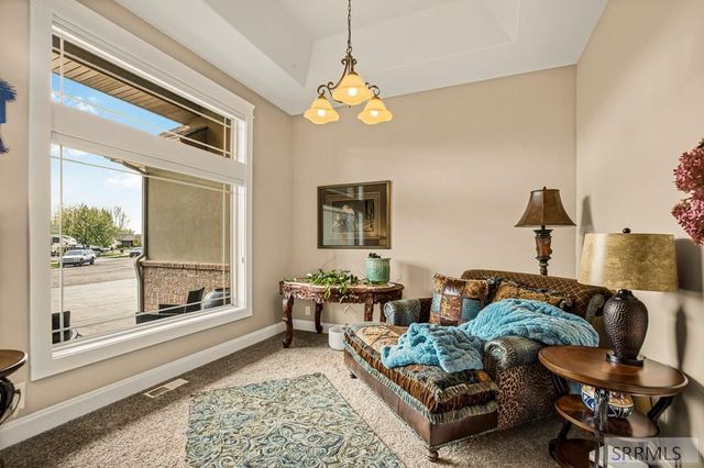 6111 Bay Hill Drive, Idaho Falls, ID 83401