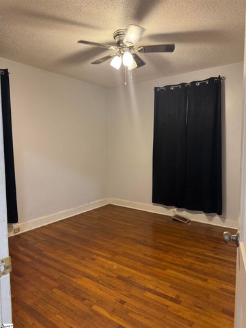 109 Neely Avenue, Spartanburg, SC 29302
