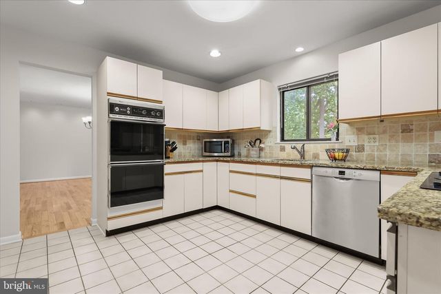 19 MARCIE WOODS CT, Baltimore, MD 21208