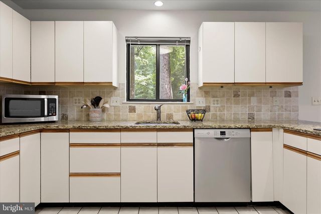 19 MARCIE WOODS CT, Baltimore, MD 21208