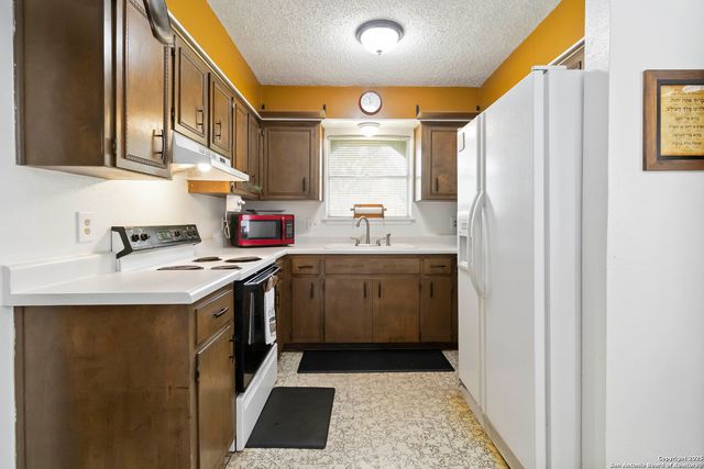 5822 Gomer Pyle, San Antonio, TX 78240