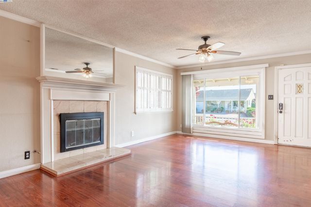 3672 Del Monte Way, San Leandro, CA 94578