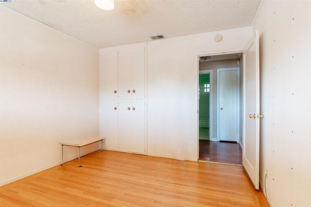 3672 Del Monte Way, San Leandro, CA 94578