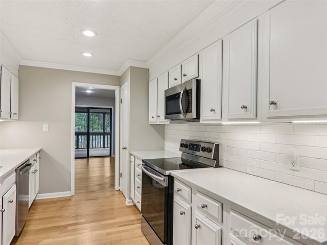 457 Crowfields Drive 6, Asheville, NC 28803