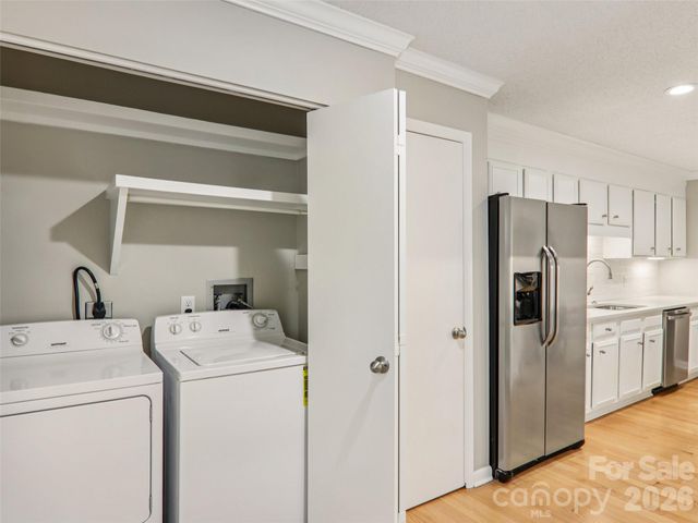 457 Crowfields Drive 6, Asheville, NC 28803