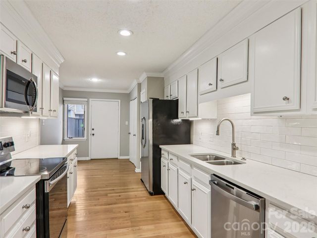 457 Crowfields Drive 6, Asheville, NC 28803