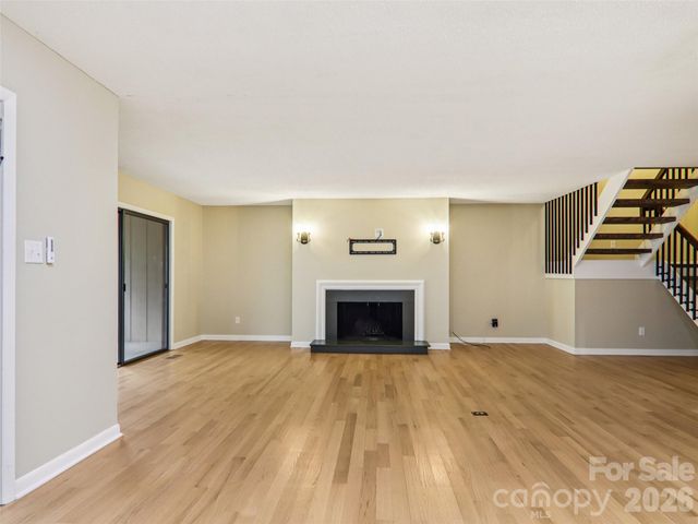 457 Crowfields Drive 6, Asheville, NC 28803