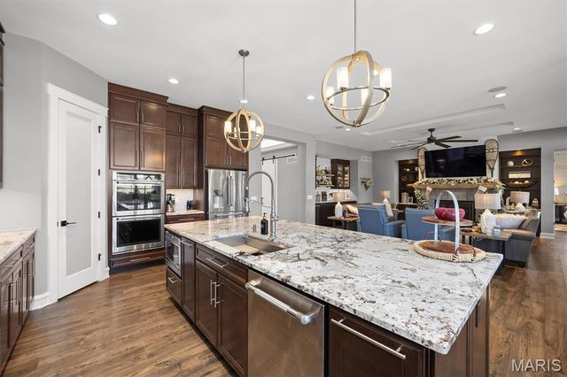 8625 Savoy Lane, O'fallon, IL 62269