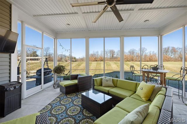 8625 Savoy Lane, O'fallon, IL 62269