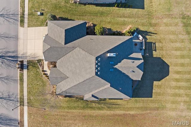 8625 Savoy Lane, O'fallon, IL 62269