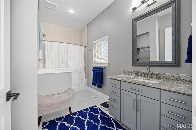 8625 Savoy Lane, O'fallon, IL 62269