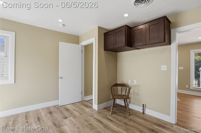 33441 Alta Street, Garden City, MI 48135