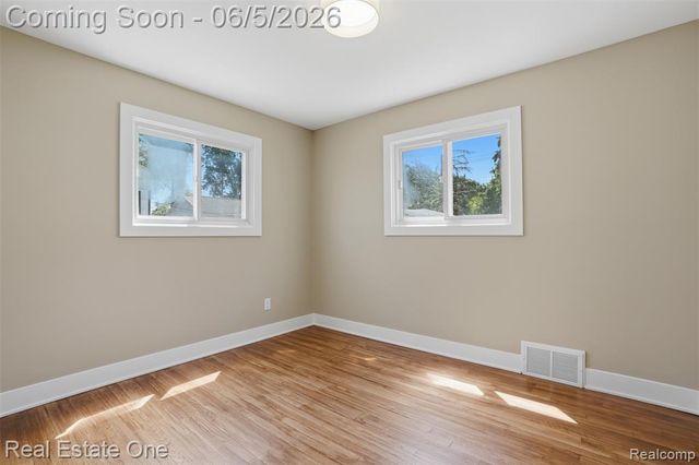 33441 Alta Street, Garden City, MI 48135