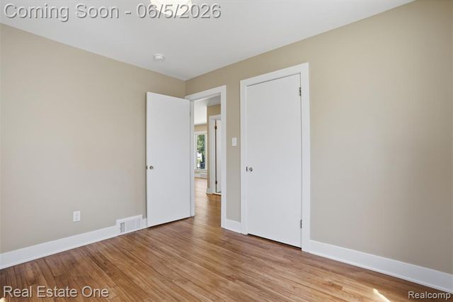 33441 Alta Street, Garden City, MI 48135