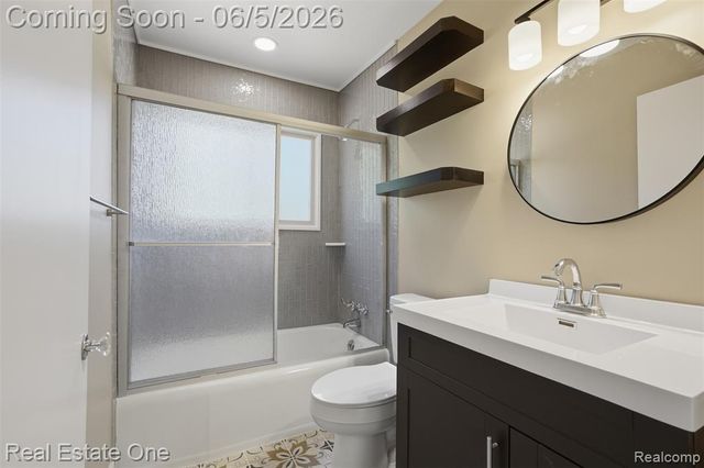 33441 Alta Street, Garden City, MI 48135