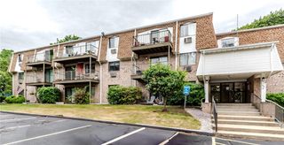 752 Quaker Lane B203, Warwick, RI 02818