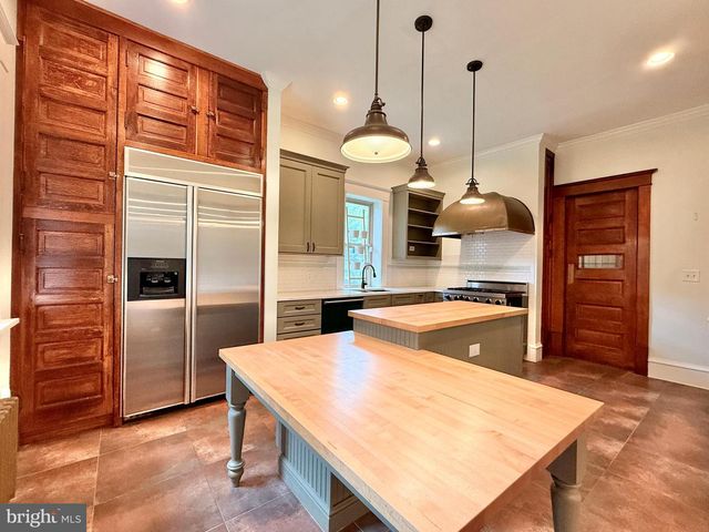 100 E PARK ST, Bordentown, NJ 08505
