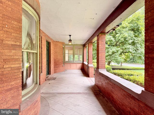 100 E PARK ST, Bordentown, NJ 08505